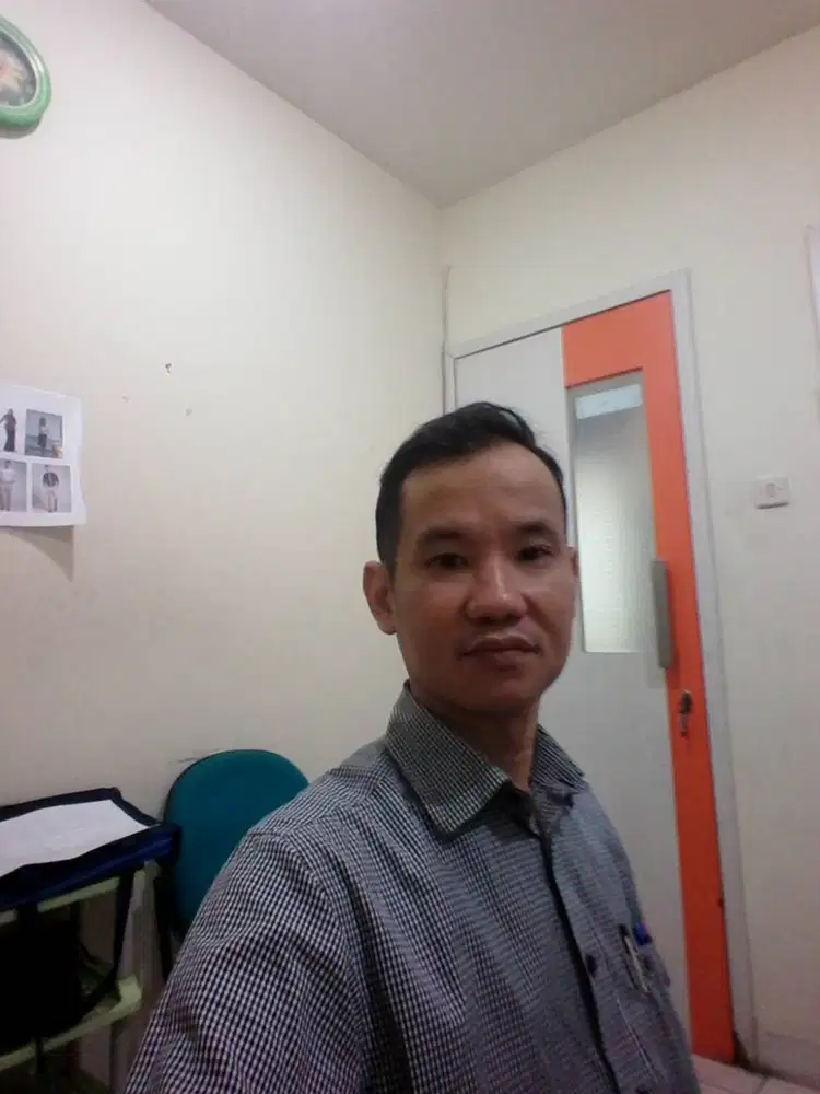 Pengajar Bahasa Inggris Berpengalaman & Sertifikat TEFL–Siap Mengajar!