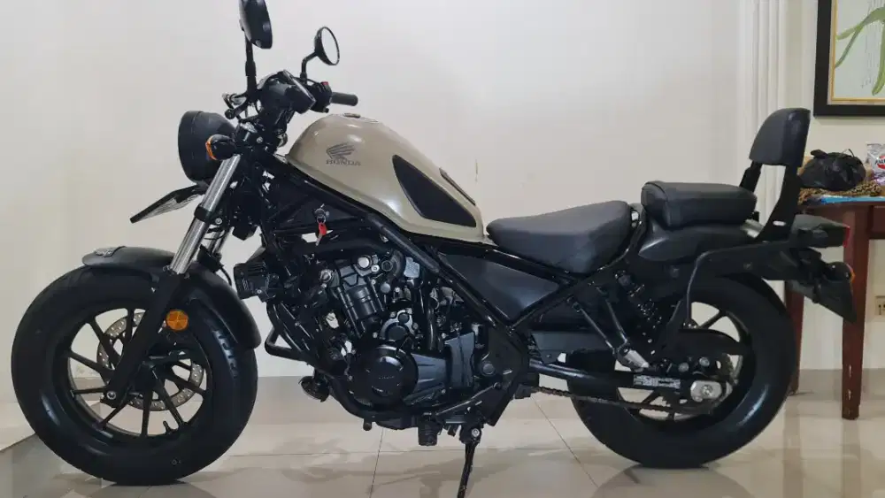 HONDA REBEL CMX500 Thn 2019 Warna  coklat Abu, Keren & Terawat