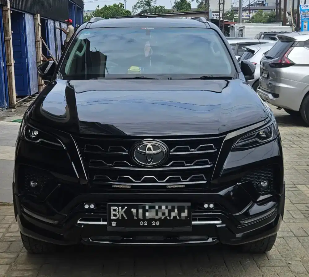 Fortuner G manual diesel 2021 Hitam