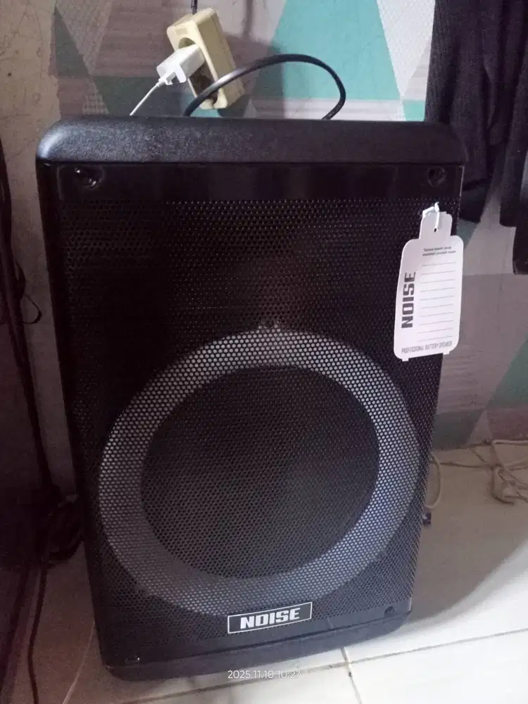 Speaker portabel noise
