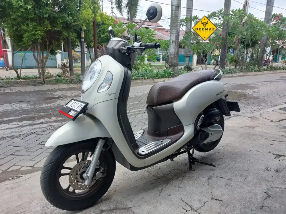 (DP 300)‼️ Scoopy Prestige Keyless Mulus 2023 Cash / Kredit