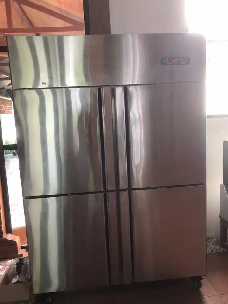 Flezzer Upright GEA URF 1200 4D