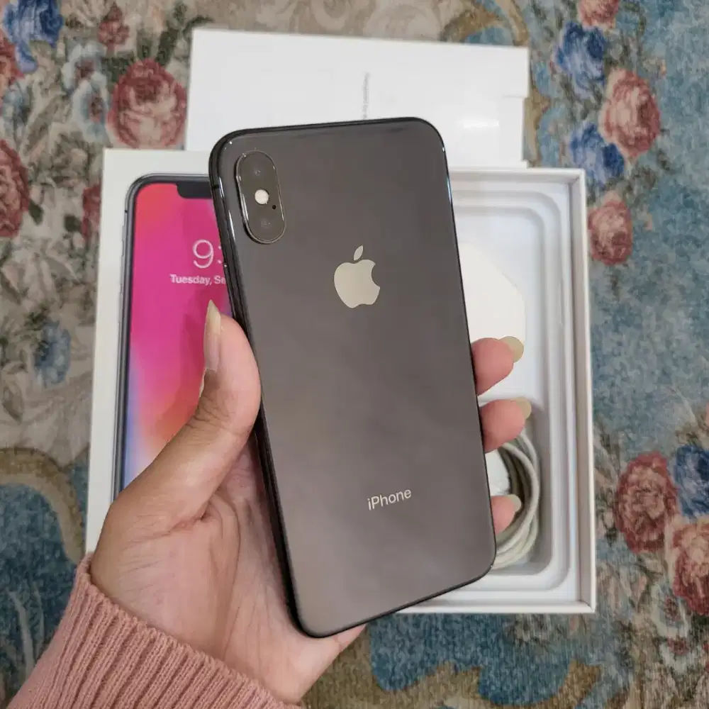 Iphone X 64gb IBOX FULLSET
Mulus
