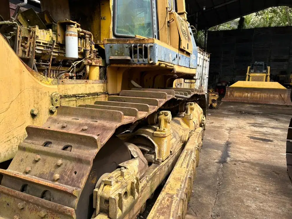 Jual bildozer D155-2 tahun 2010
