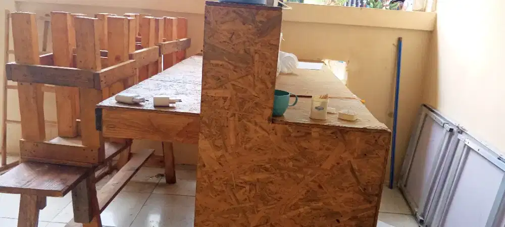 Meja kasir,meja kursi buat di warkop