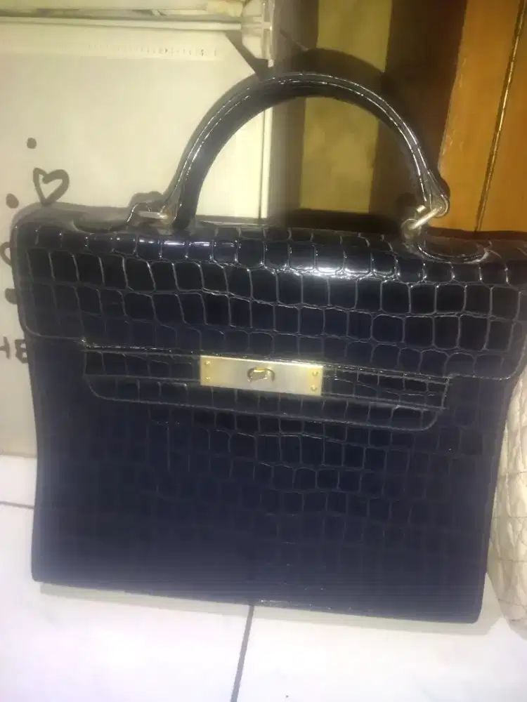 Mahar Tas Wanita Masih Sangat Bagus