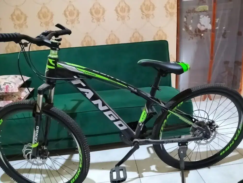 Jual sepeda gunung MTB Tango ukuran 26 inch,rem doubel disc.