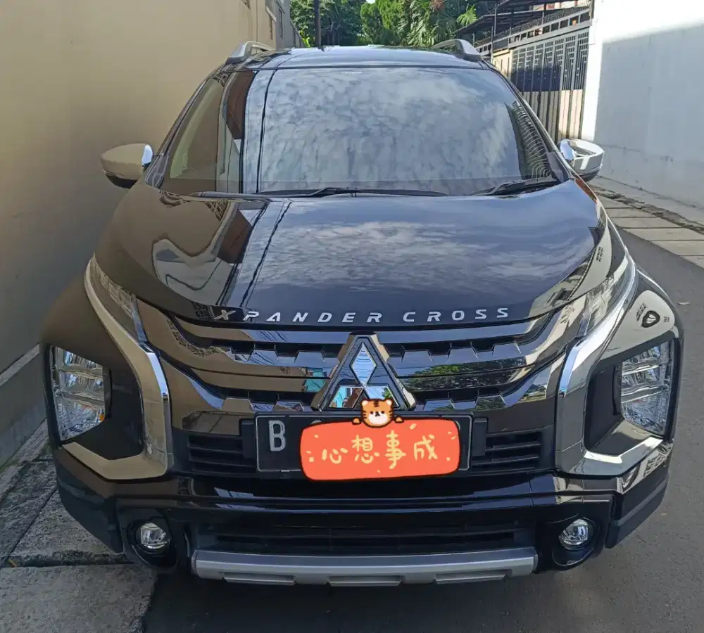 Mitsubishi xpander cross 2021 AT premium