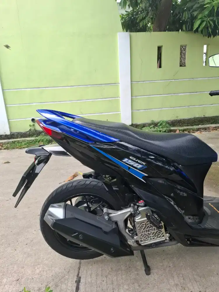 Vario 125 2023 cbs iss  km low 15rb