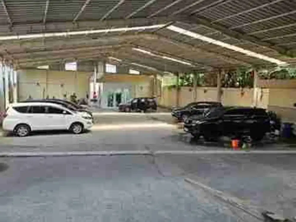 Ruang Usaha Parkir 40 Mobil Raya Bintaro