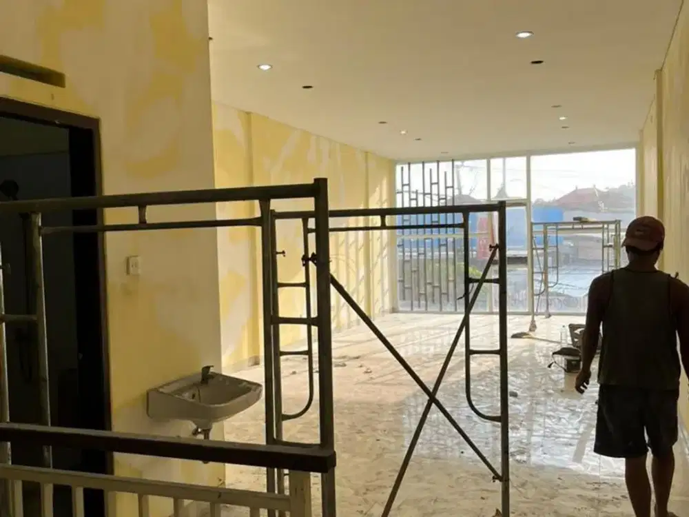 Ruko 3 Lantai Di Pinggir Jalan Utama Dijual, di Denpasar Barat