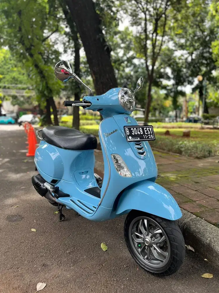 Vespa LX 125 iGet 2021 Aqua Blue