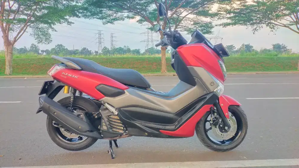 Yamaha NMAX red matte original like new 2019