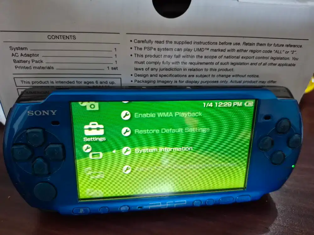 PSP portable warna biru