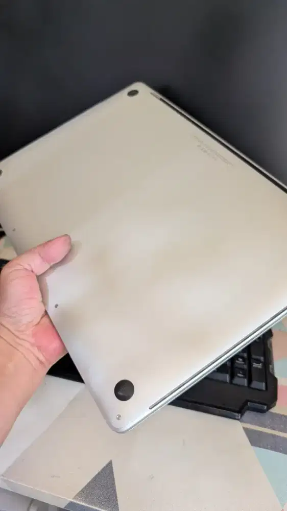 Macbook Pro 15 2017, Touchbar  , i7, memory 16/512 GB, Dual VGA