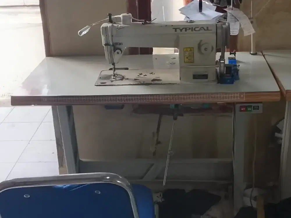 Mesin jahit satu paket