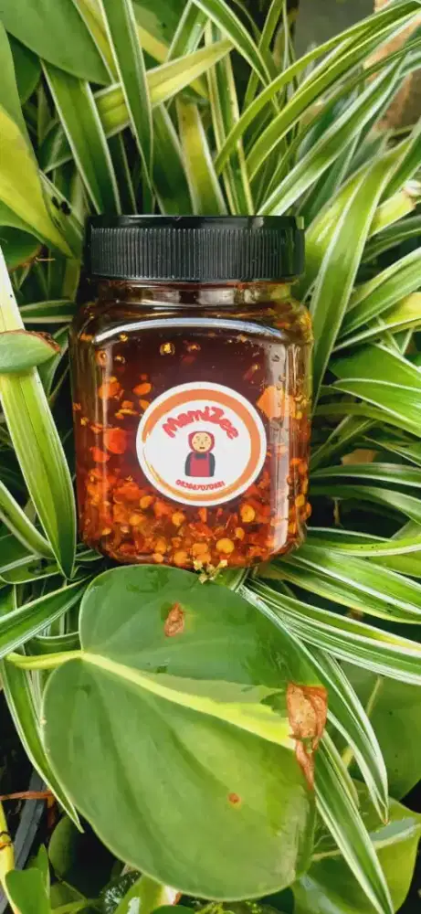 Chilli oil original dan daun jeruk