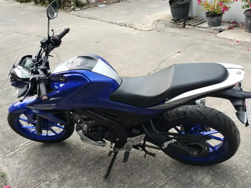Dijual Sepeda Motor Yamaha Vixion