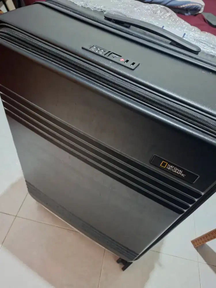 KOPER NATIONAL GEOGRAPHIC BIG ZIZE