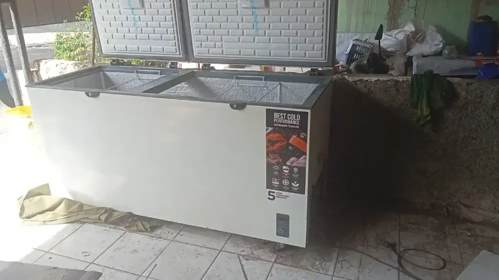 freezer box 600L GEA