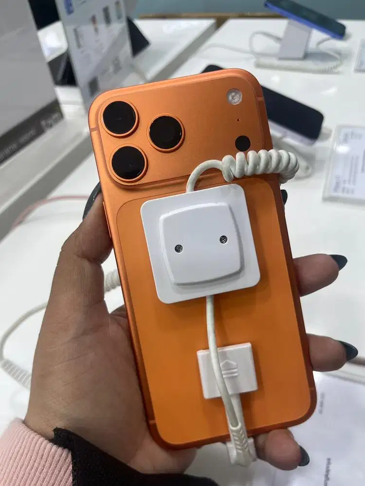 CICILAN IPHONE 17 PROMAX