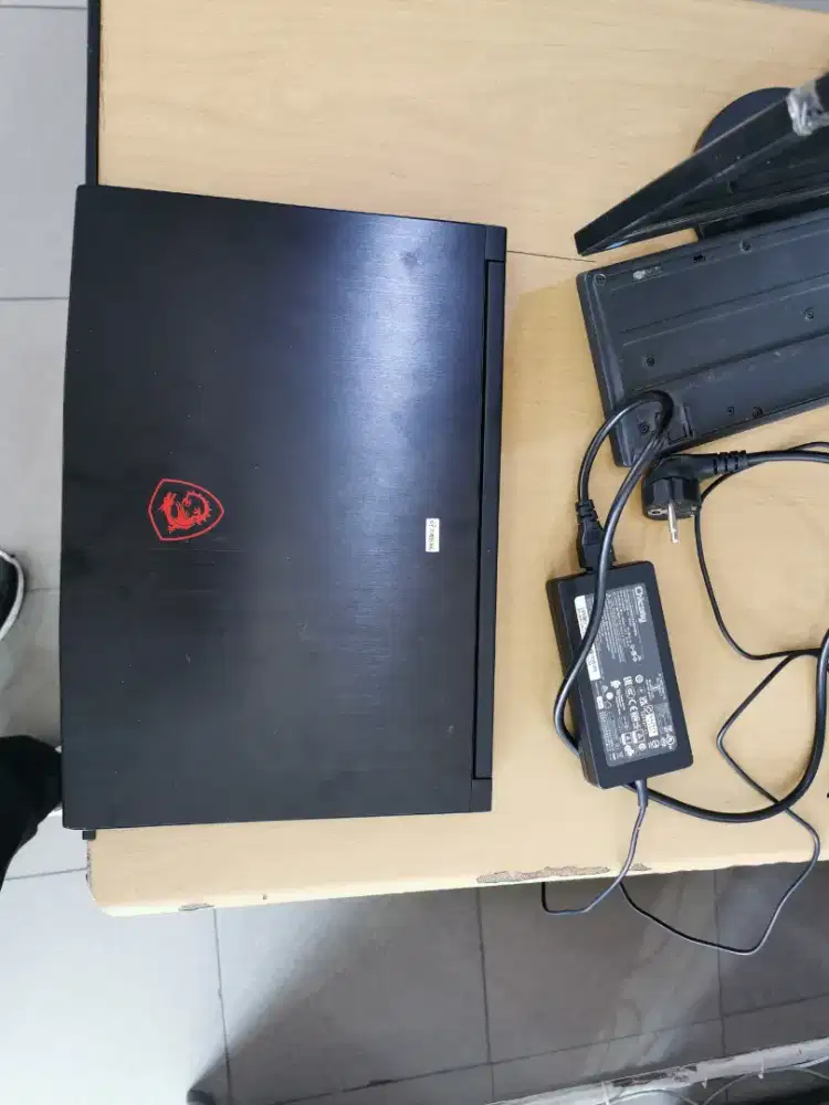 MSI GF63 Thin 11SC i7-11800H GTX 1650 Q design