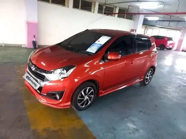 Pajak Panjang Daihatsu Ayla  1.2 R Deluxe Bensin-MT 2017 Orange