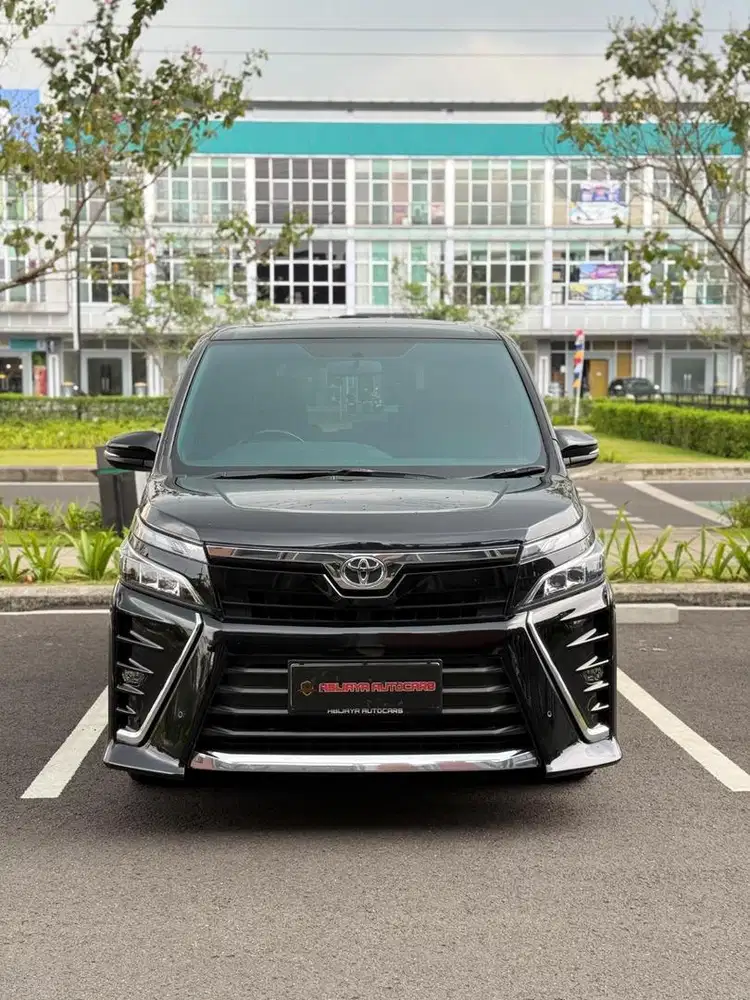 Toyota Voxy 2019 Bensin