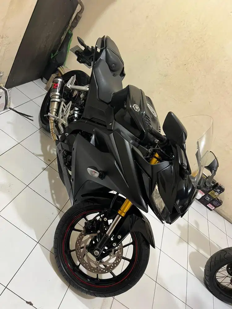 YAMAHA R15 V3 2019