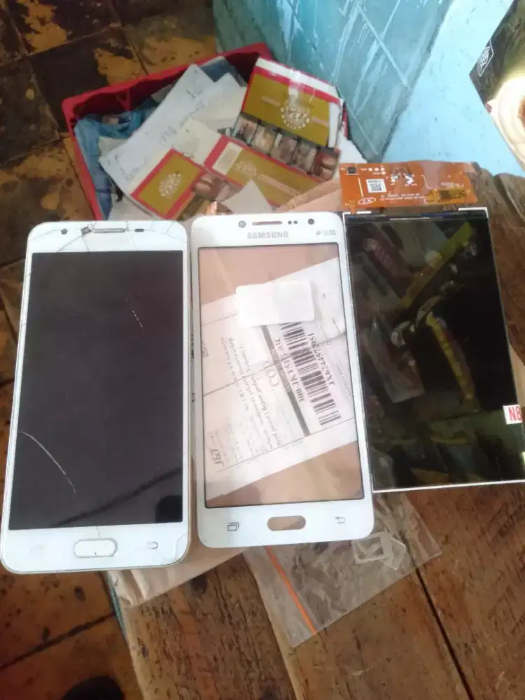 LCD SAMSUNG J2 PRIME + TOUCH SCREEN BARANG BARU ORIGINAL