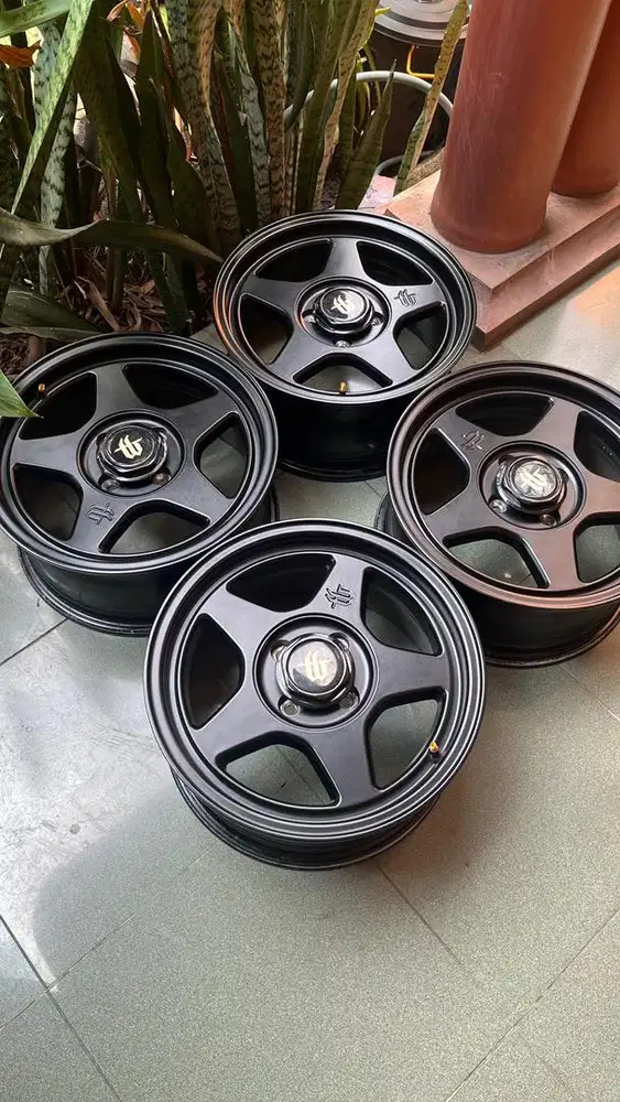 Velg Turbo Bastard Wheel ring 15 / r15 pcd 4x100