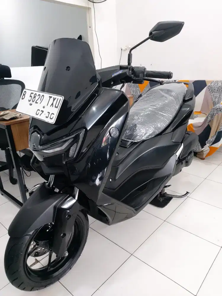 YAMAHA NMAX NEO HITAM GLOSSY THN 2025