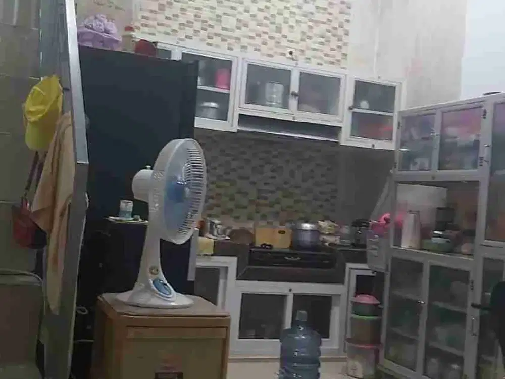 RUMAH SUNTER AGUNG SEMI FURNISH SHM UK 4X7 3 LANTAI ROW 2 MOBIL JAKARTA UTARA