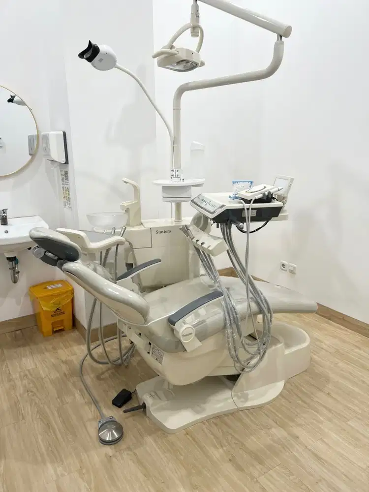 JUAL DENTAL UNIT SUNTEM ST-D520 BEKAS 2023 DENGAN INSTRUMEN LENGKAP
