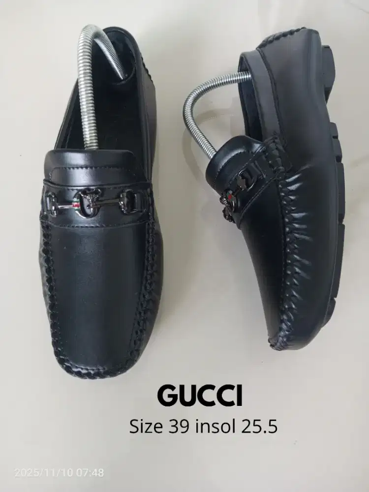 Jual sepatu GUCCI 39 harga 650
