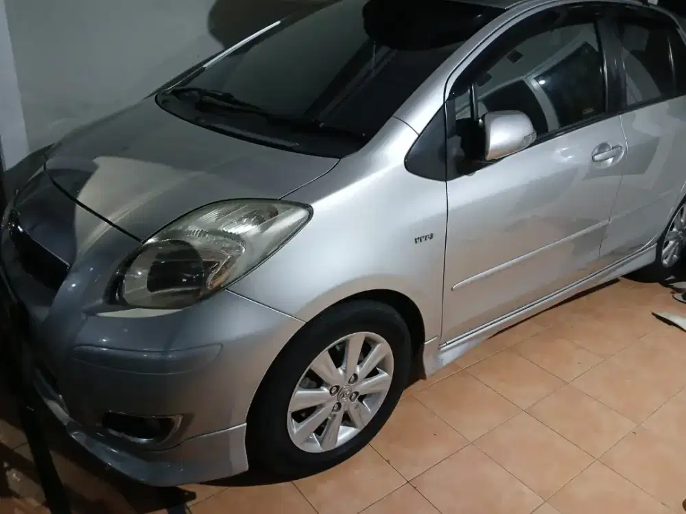 Toyota Yaris 2011 S Manual
