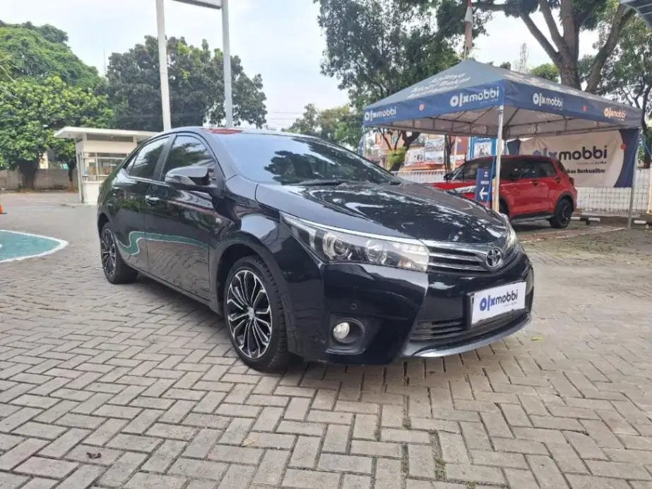 DP MURAH Toyota Corolla Altis 1.8 V Bensin-AT 2014 CTBKB