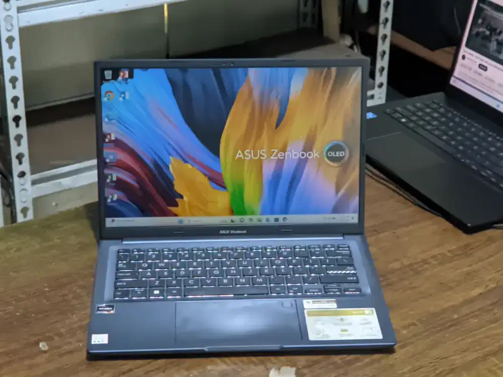 Laptop Asus Vivobook M1403QA Ryzen 5 5500H Ram 16 GB SSD 512 GB