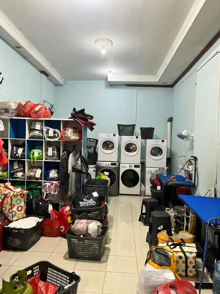KHUSUS PENGALAMAN - PEKERJA LAUNDRY - GAJI BISA NEGO