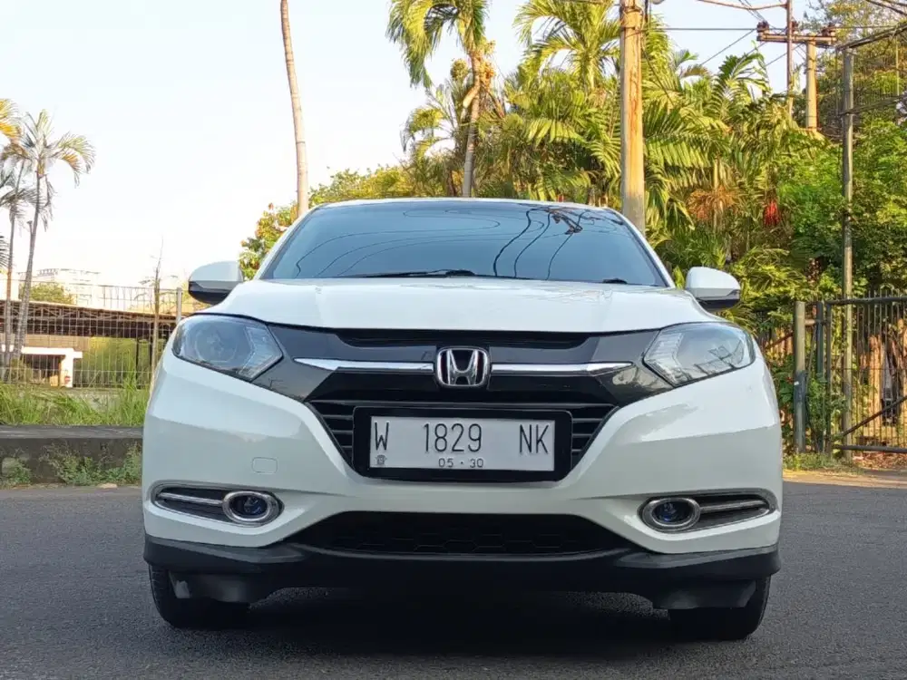 Honda HRV E Matic 2015 DP 15juta Proses Cepat PAJAK BARU