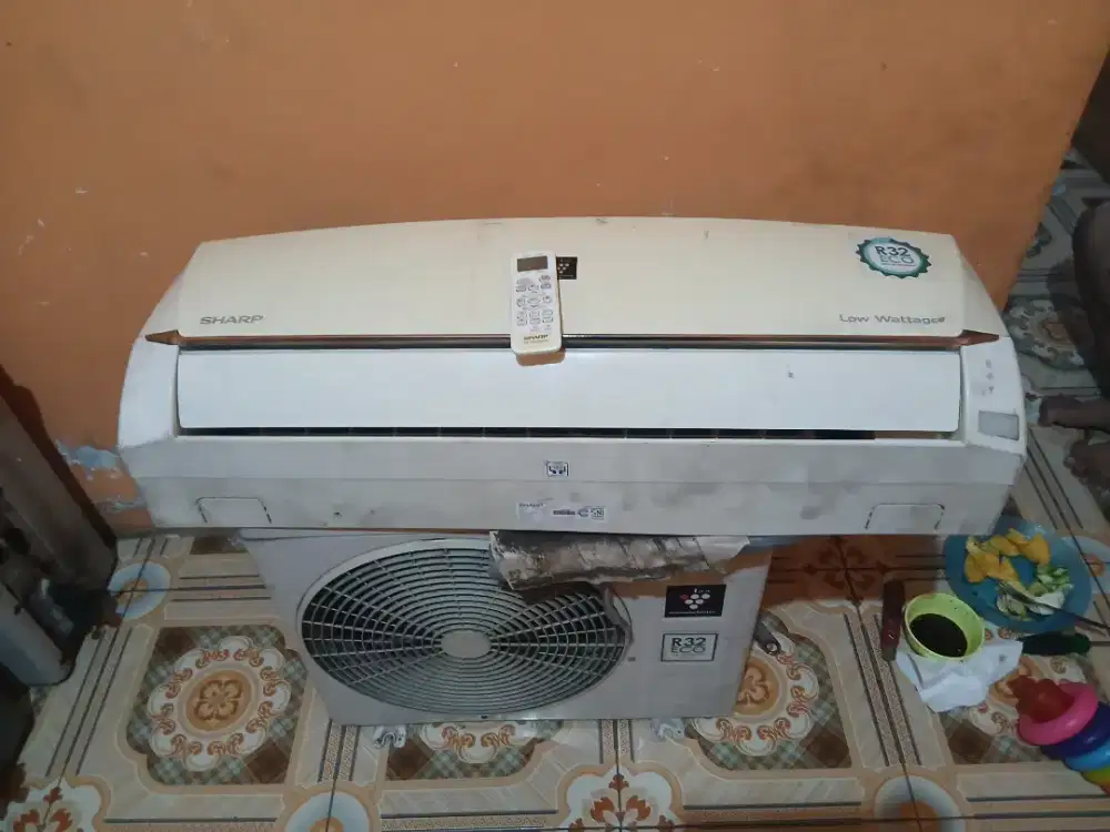 Menerima ac dinano bekas rusak mati