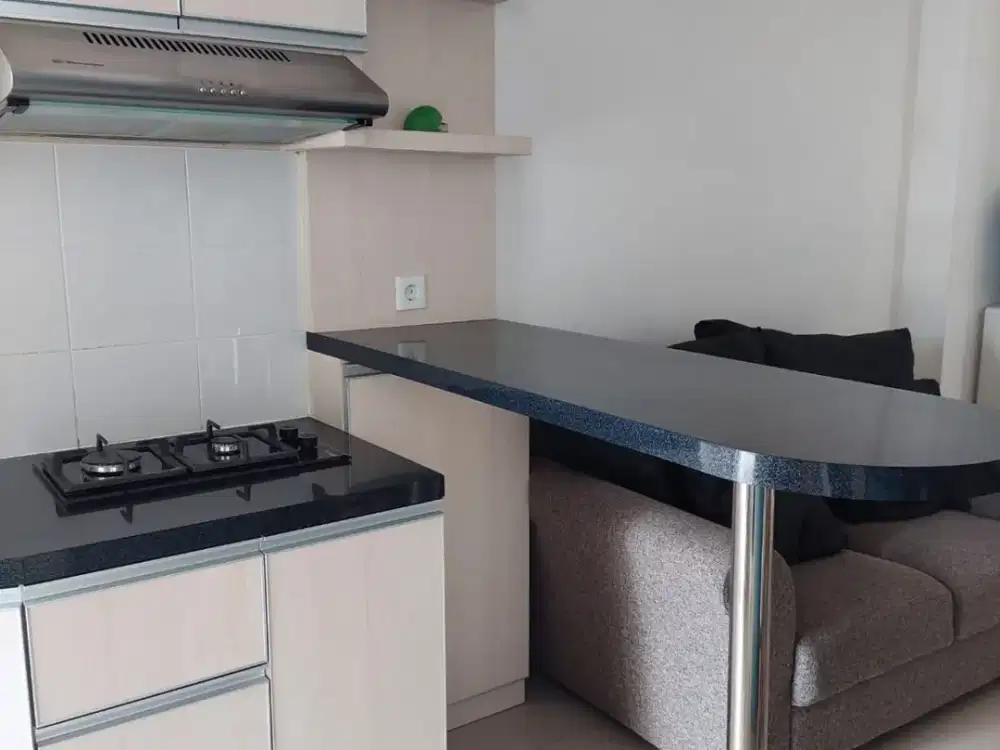 Dijual Cepat Apartemen Bassura City 2BR Semi Furnish Jatinegara 004