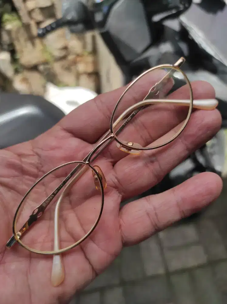 Antik kaca mata baca wanita merk Bonia gold plated orisinil mewah