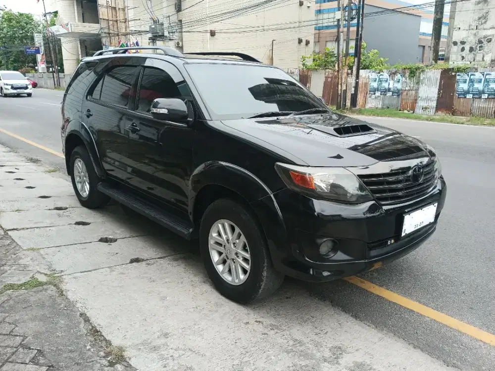 Toyota Fortuner G VNT AT 2012