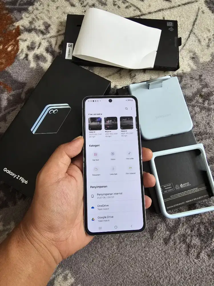 Samsung Zflip 6 8/256 GB