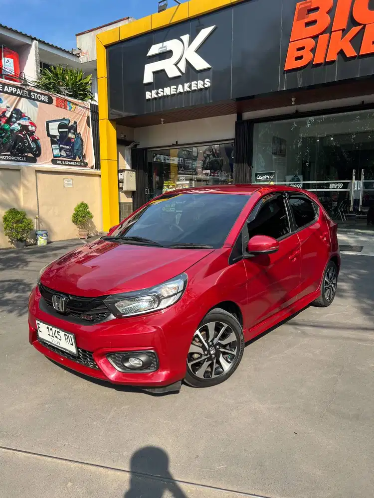 Honda Brio RS 1.2 CVT Merah Metalik Tahun 2019