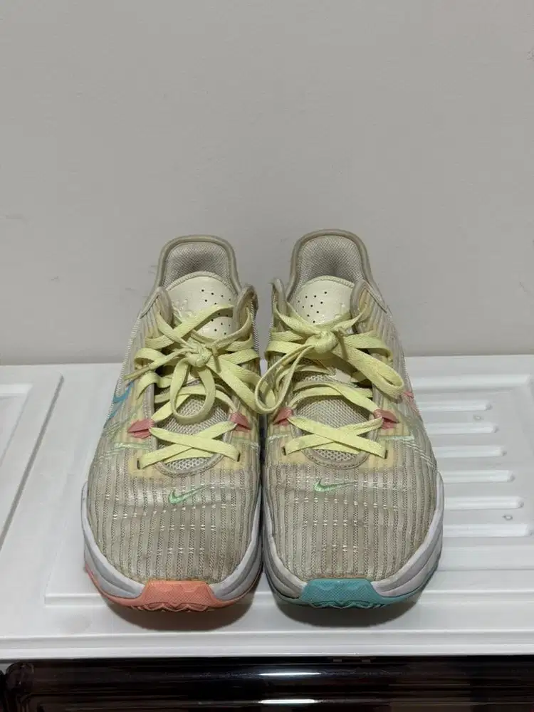 SEPATU BASKET LEBRON WITNESS EASTER EDITION LIMITED ASLI