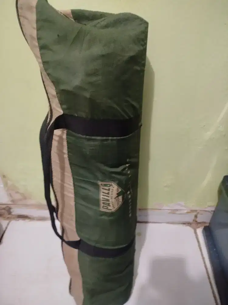 Tenda dome kapasotas 4 orang