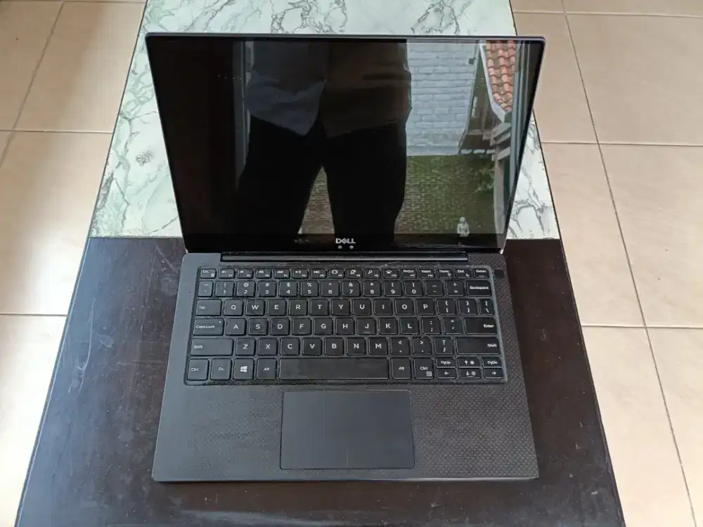 Jual Laptop DELL XPS 13 9370 Intel i5