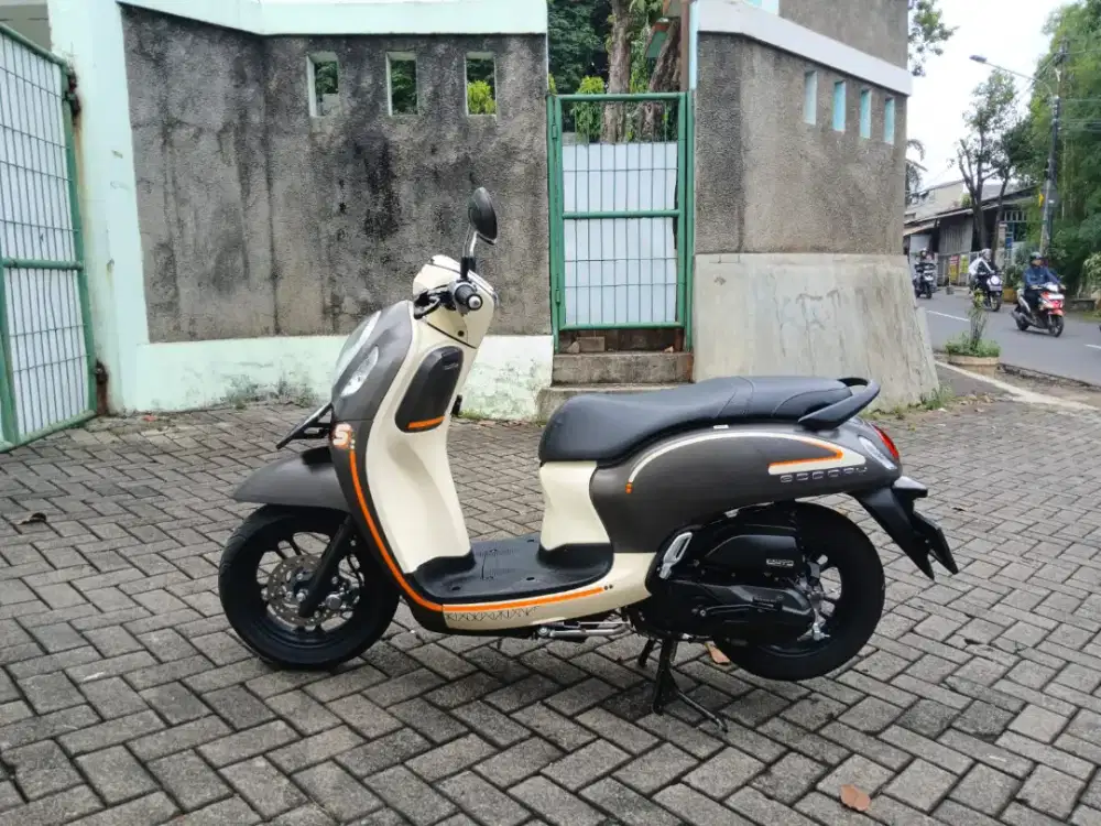 SCOOPY SPORTY 2024 DP 500 RIBU PLAT DKI SELATAN UNIT GRESS BERGARANSI